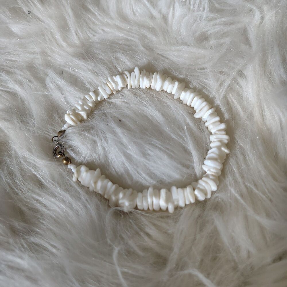 Vintage Natural White Puka Shell Hawaiian Surfer Style Bracelet/J129
